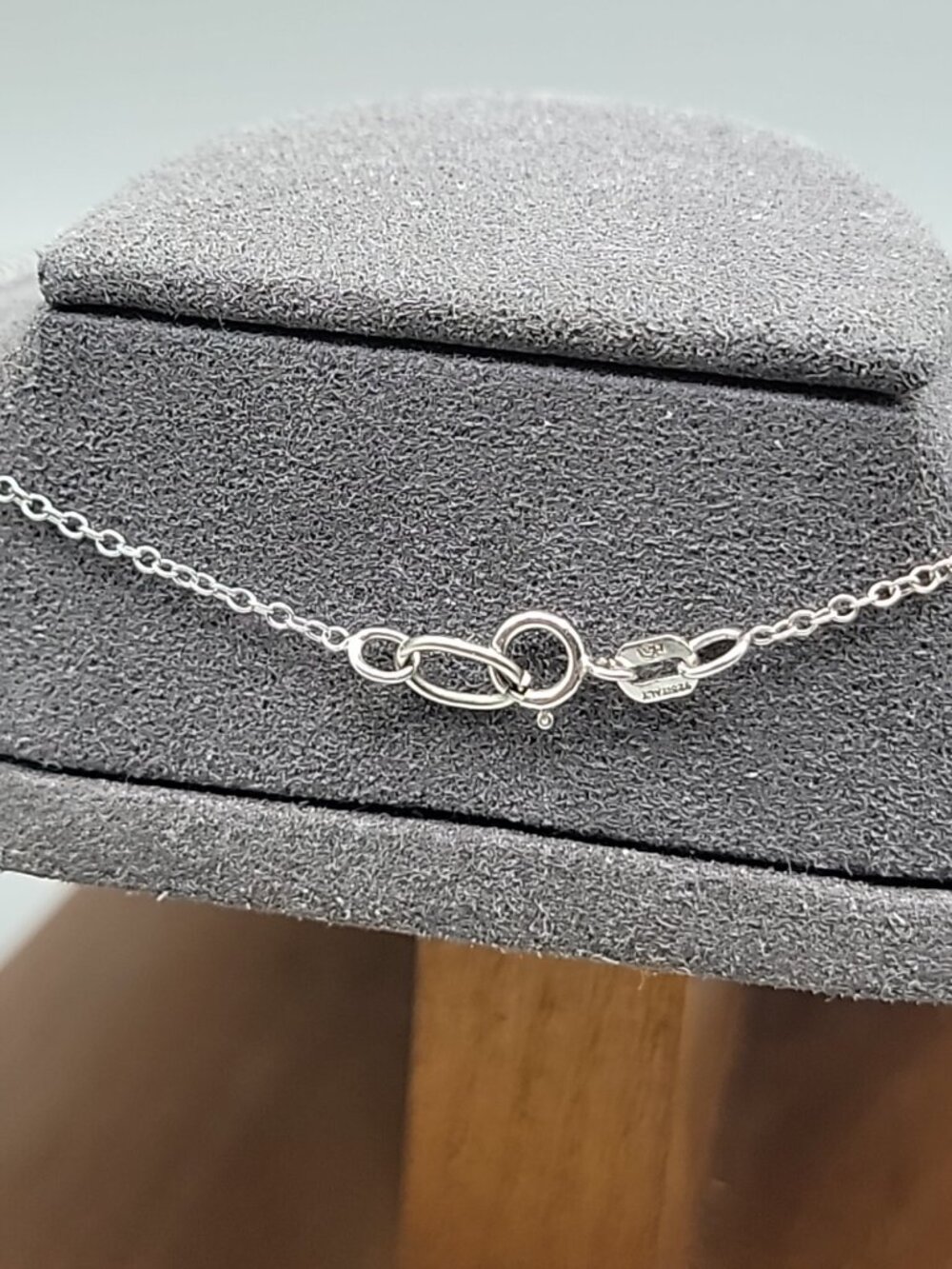 Charles Winston Sterling Silver Diamond Circle Pendant Necklace 19" 925 Chain CW - Picture 8 of 14